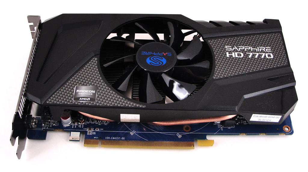 Die beiden Sapphire Radeon-Karten im Überblick (HD 7750 links, HD 7770 rechts).