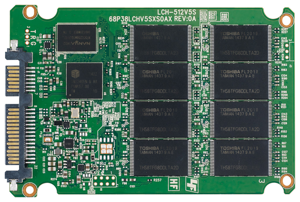 Toshibas TC58 SSD-Controller arbeitet im Inneren.