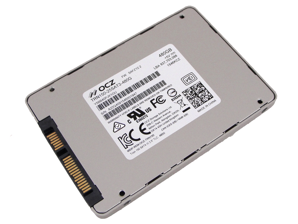 Toshibas Alishan-Controller mit 4 Kanälen arbeitet im Inneren der SSD.