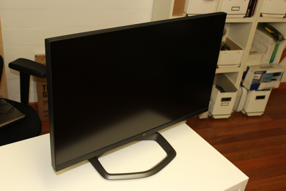 Der GP2711 Monitor ist die Krönung der Display-Technologie von Cooler Master.